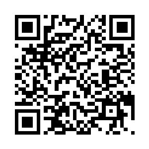 在这片桃林之中一颗还未完成的桃树下二维码生成