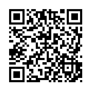 在钟玄良的身体边上缓缓的蹲了下来二维码生成