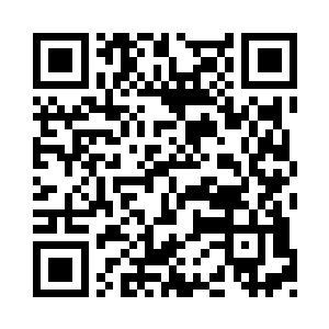 在黑夜里将点燃的香火用一条细线倒挂空中二维码生成