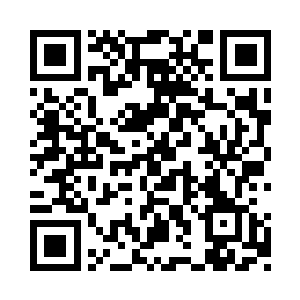 地镇关上的许紫烟此时正端坐在一处灵泉之中二维码生成