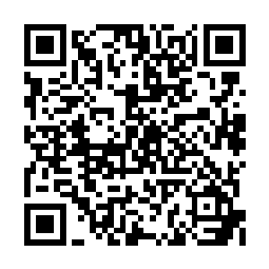 地面上一些闪烁着光点的粉尘引起了剑尘的注意二维码生成