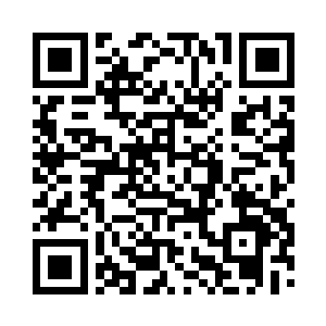 地龙那巨大的脑袋上就出现了一个巨大的窟窿二维码生成