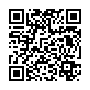 坐到了秦墨和闫荔对面身边的座位上二维码生成