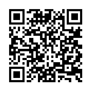 坐在客厅的一名警察气愤地站了起来二维码生成