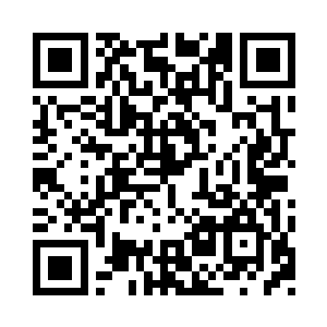 坐在我对面的钱多多对着我挑衅地笑了笑二维码生成