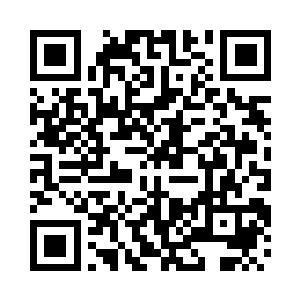 坐在旁边的顾苒已经帮他斟满了三杯白酒二维码生成