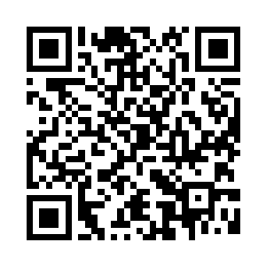 坐着一个穿着校服的……男高中生二维码生成