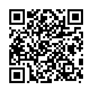 埃里森客套中摆出了他父亲类似的狂傲二维码生成