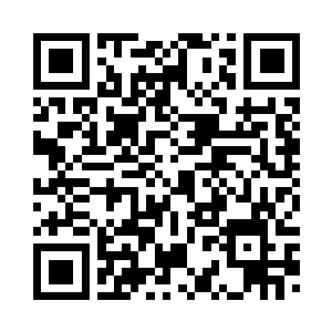 城墙上还有一排数十倭寇持刀而立二维码生成