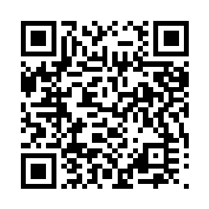 堪堪轰击到杨开和莫小七两人面前的攻击二维码生成