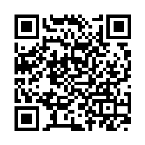 墨景黎扫了一眼安溪公主这边的和乐融融二维码生成