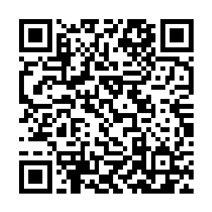 声音不算很大可却足以让在场的每个人都听到说的话二维码生成