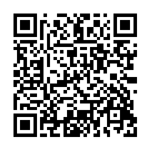 夏云杰心里还是忍不住感到阵阵说不清楚的感伤二维码生成