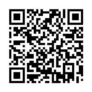 夏云杰的双眼同样死死盯着自己的双手二维码生成