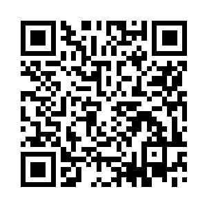 夏云杰看着千叶佳子指头飞快地在黑玉上划动二维码生成