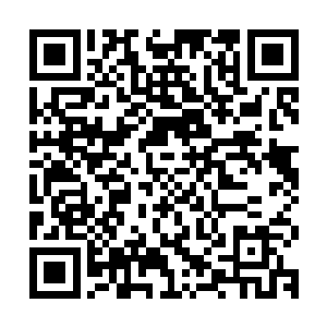 夏云杰终于艰难地把目光从秦岚那两座半遮半掩的玉女峰上挪开二维码生成