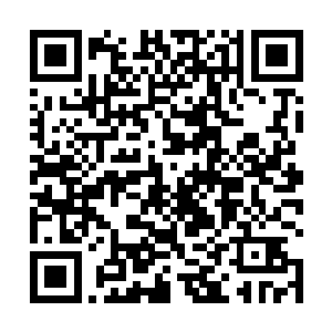 夏天为叶清雪和冰心买回来了爱心早餐后就离开了家门二维码生成