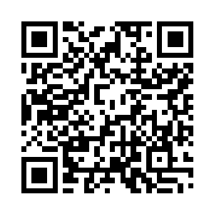 夏天最后也是将手拍在了那块石头上面二维码生成