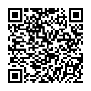夏天此时好像摸清楚了他父亲和母亲之间的事情二维码生成