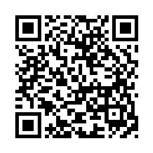 外头的迎宾不断地唱报着来客的身份和姓名二维码生成