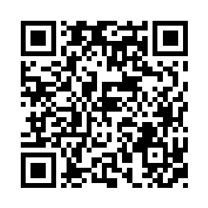 外表极为类似大叔的青年站到了他的身后二维码生成