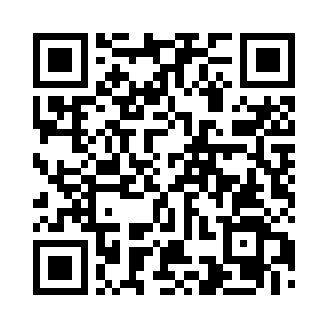 夜辜星在进门前一秒已经戴上了鸭舌帽二维码生成