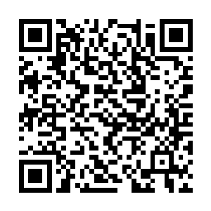 大价钱引进了一套玄光微刻机和微型构件的生产线二维码生成