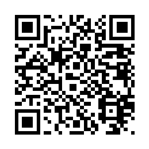 大伯似乎猜到了我这举动的意思一样二维码生成