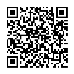 大哥跟赵美娟认识这一点倒不是让他觉得奇怪的地方二维码生成