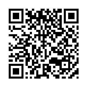 大大咧咧的石人推开众人就要向叶尊走去二维码生成