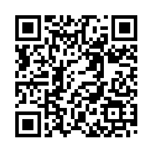 大夫放下药箱就帮瑰丽把起了脉来二维码生成