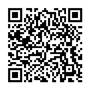 大家也别再找些老掉牙的借口往我们曦师姐身边凑了二维码生成