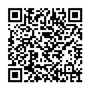 大山三郎和田中两个人才挣扎的从床上面爬起来二维码生成