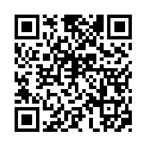 大祭司优雅地走下了汉白玉石构成的阶梯二维码生成