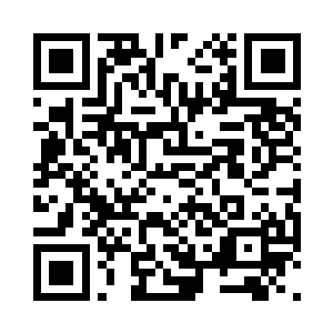 天圣贤的嘴角不由得露出一抹诡异的笑容二维码生成