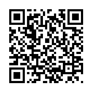 天度红磷很是不爽地看着自己的姐姐二维码生成