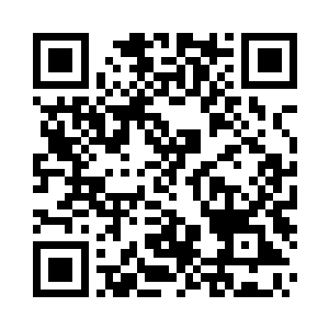 天文数字般的信息流伴随着光雾一同翻涌二维码生成