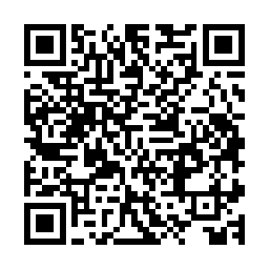 天河饭店外边临江长廊――凌波轩无疑是夏日里品茶的好去处二维码生成