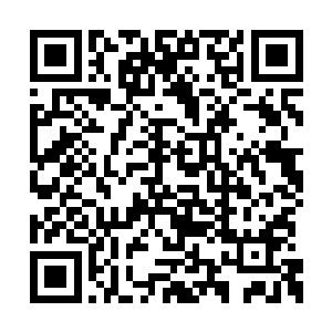 天知道他多么想再次见到慕容玥那张绝色的容颜二维码生成