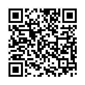 天空下面的桂花树随着清风轻轻的摆动着二维码生成