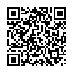 天空拍卖场内也忽然响起了一个柔和的声音二维码生成