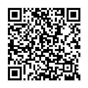 天道也正好从墨和可乐这两个丫头的纠缠中逃脱二维码生成