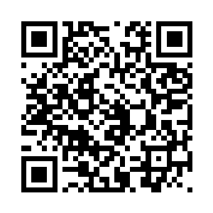 天道说话喷出的热气痒痒地洒在自己的脸上二维码生成