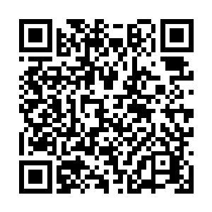 头一个被点起来的记者就问了一个相当尖锐的问题二维码生成