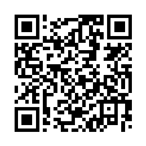 头上缠着绷带的少女正在檐下等他二维码生成