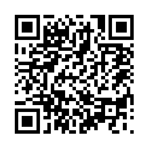 头发梳得一丝不苟的一个四眼仔站了出来二维码生成