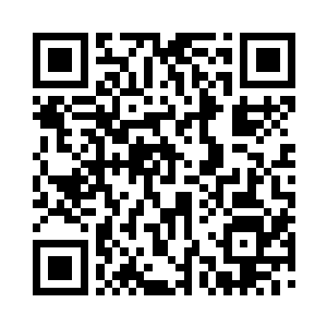 头顶上一方小小的天窗投下了淡淡的晨光二维码生成