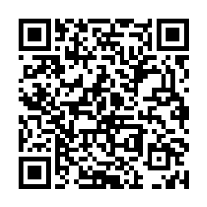 奶奶用瓶子装了黑墨汁混合一些朱砂在里面封好瓶口二维码生成