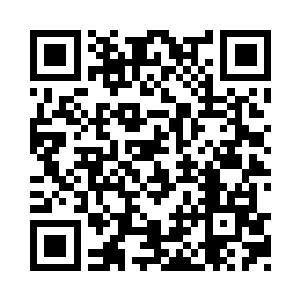 她一边羞红了脸一边却忍不住微微上扬起唇角二维码生成