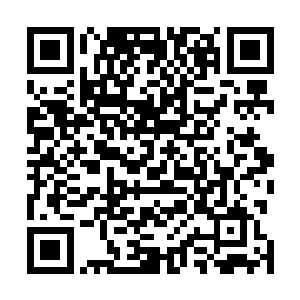 她也是最早一批使用我们上一代产品导致的过敏症的患者二维码生成